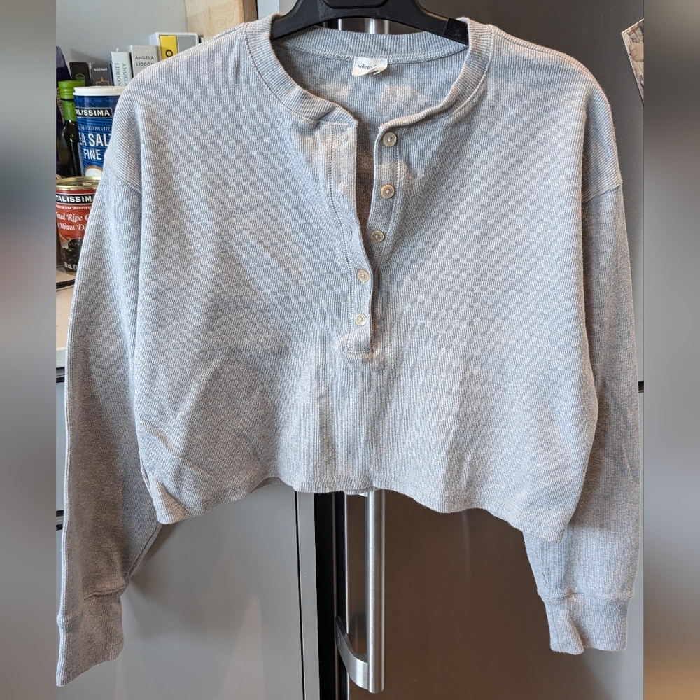 Wilfred Free Grey Cropped Henley Small